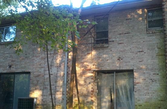 2nd image of 343 Jenkins Rd