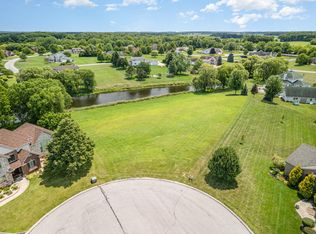 2645 E 111th Ct, Crown Point, IN 46307