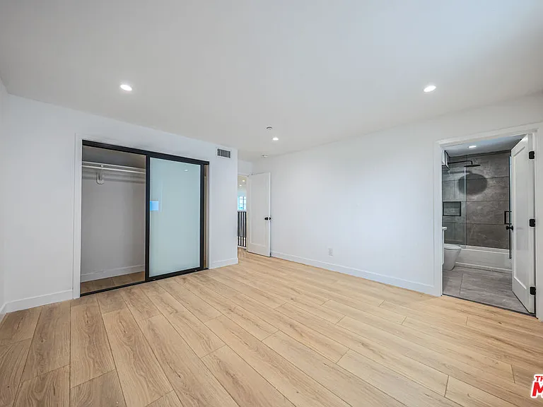 1525 S Carmelina Ave #1527 — Photo 22