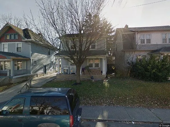 48 E Parkwood Dr, Dayton, OH 45405