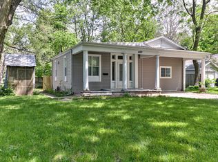 1402 Stout Dr, Urbana, IL