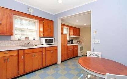3rd image of 4 Poplar St
