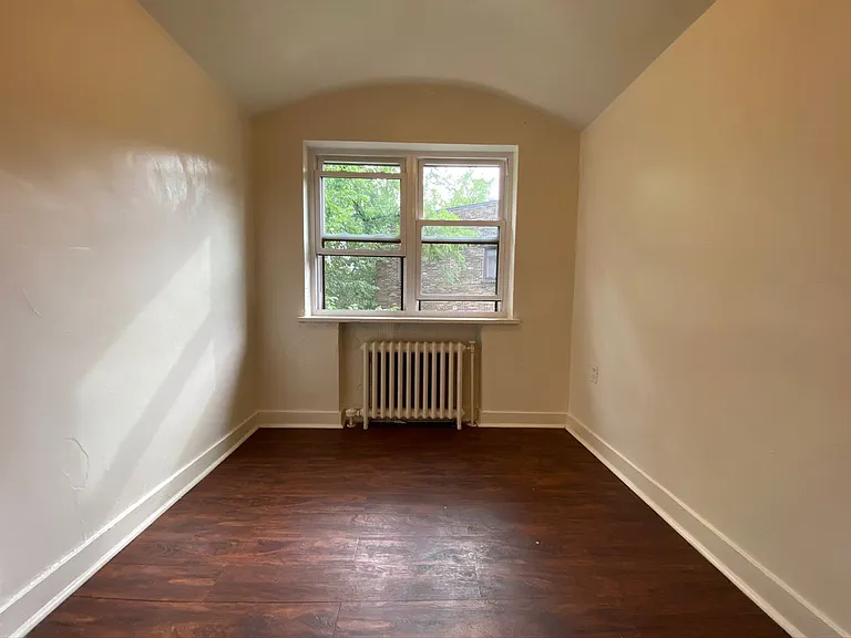 5700 Munhall Rd — Photo 12