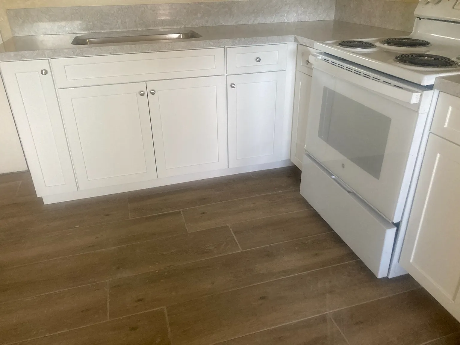 2 bed, 800 sqft, $1,195 — Photo 4