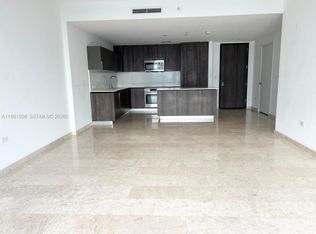 68 SE 6th St, Miami, FL 33131