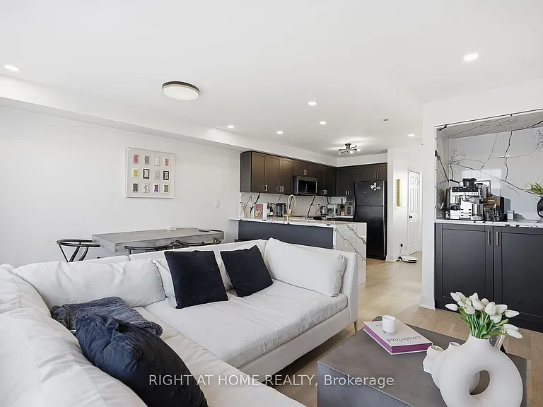 3400 Lake Shore Blvd W #217 — Photo 11