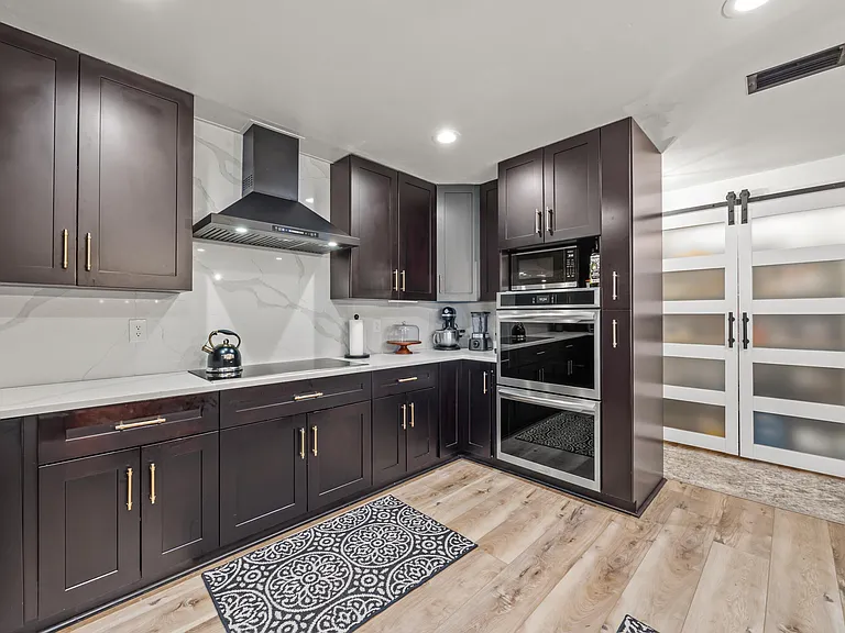 14248 Paddock Dr — Photo 23