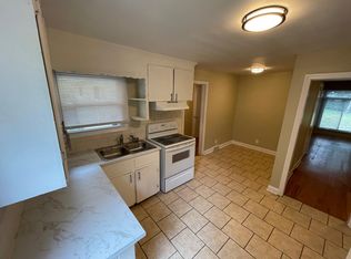 1512 Drumcliffe Rd, Winston Salem, NC 27103