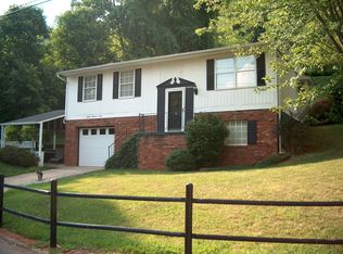 1507 Susan Rd, South Charleston, WV 25303