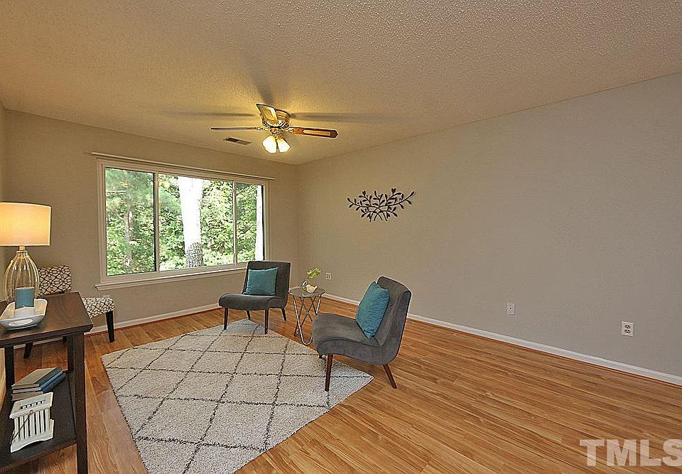 1st image of 600 Audubon Lake Dr APT 7A33