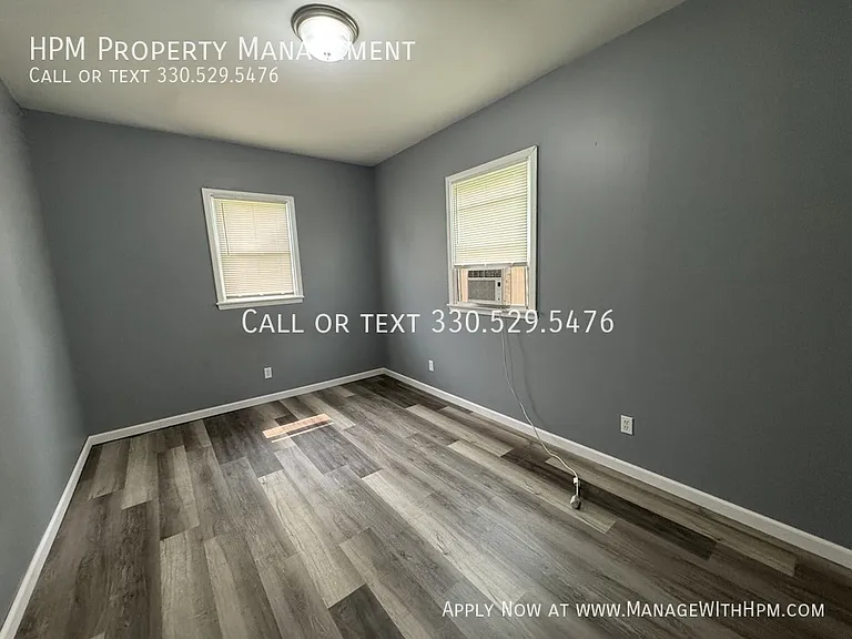 131 50th St SE — Photo 7
