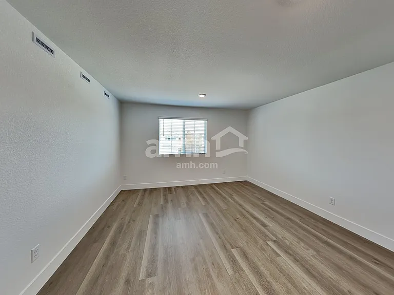 8386 Flagpole Loop Ave — Photo 15