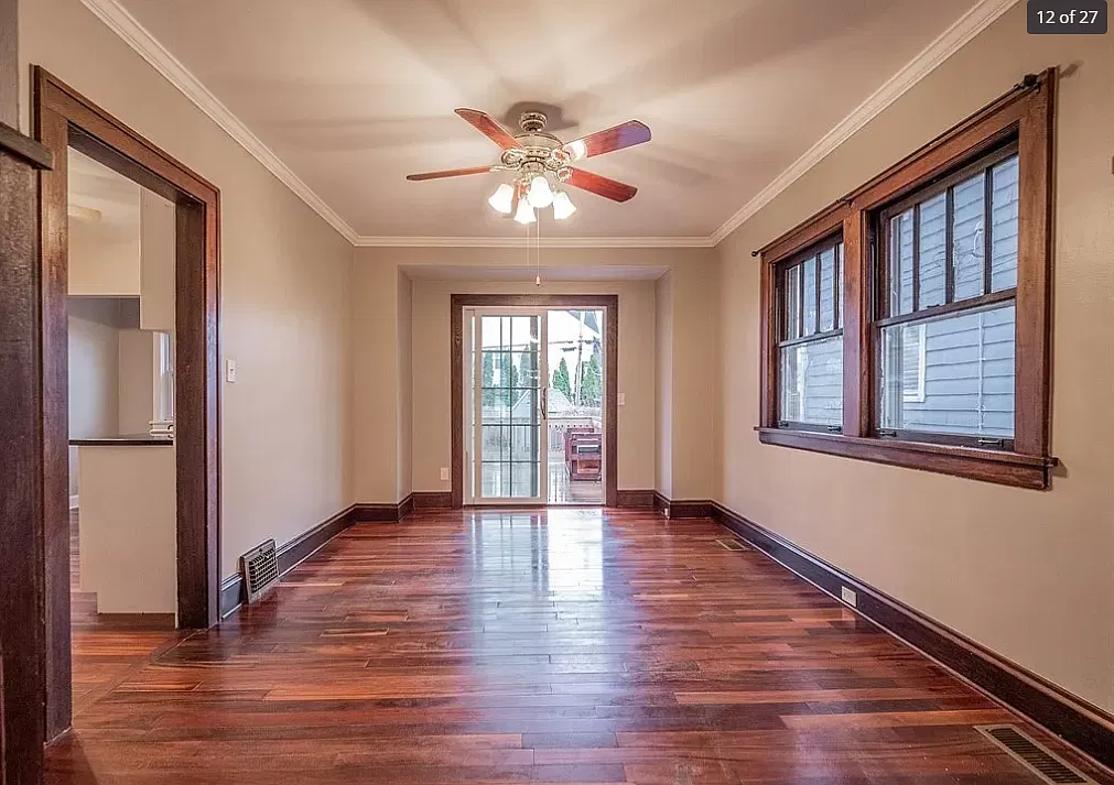 3 bed, 1248 sqft, $2,100 — Photo 4