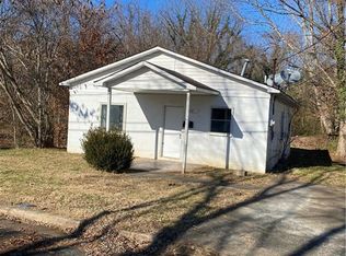 2411 Dunbar St, Winston Salem, NC 27105