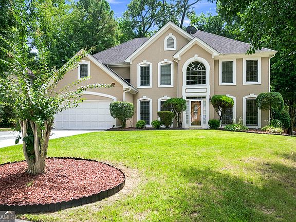 2nd image of 243 Harbor Pointe Dr