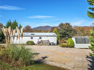 59 Old Wilson Rd, Candler, NC 28715