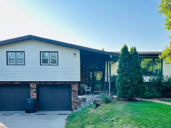 18776 S 134th St, Hickman, NE 68372