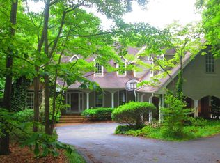 2109 Altura Dr, Signal Mountain, TN 37377