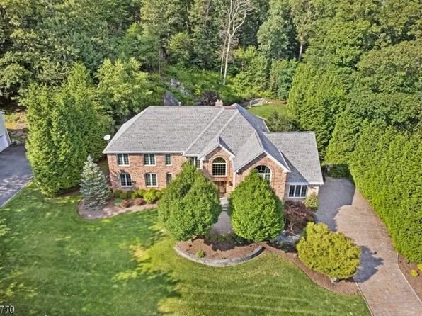 3 Headley Ct, Denville Twp., NJ 07834