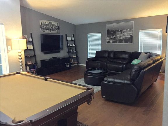 2nd image of 1828 Clear Creek Ln