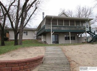 134 Ginger Cove Rd NE, Valley, NE 68064