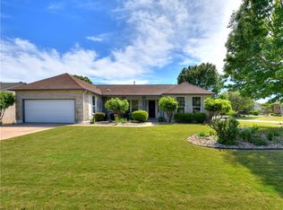 101 Vinca Dr, Georgetown, TX 78633