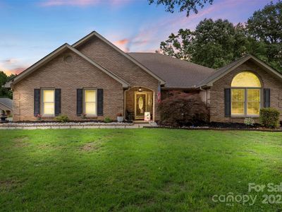 800 Isle Of Palms Ct, Fort Mill, SC, 29708
