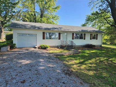 93 E Church St, Raleigh, IL, 62977