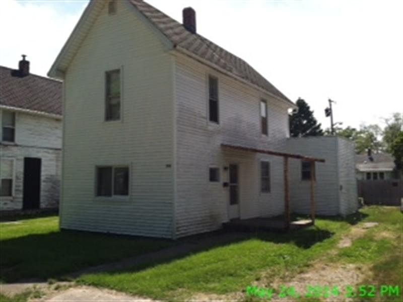 2nd image of 370 Monroe St