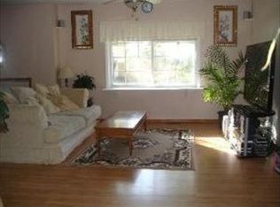 276 E Lincoln Ave, Glendale Heights, IL 60139