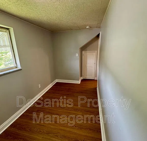 227 5th Ave #2 — Photo 20