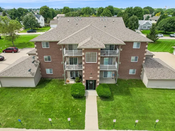 701 SE Dovetail Rd #12, Grimes, IA 50111