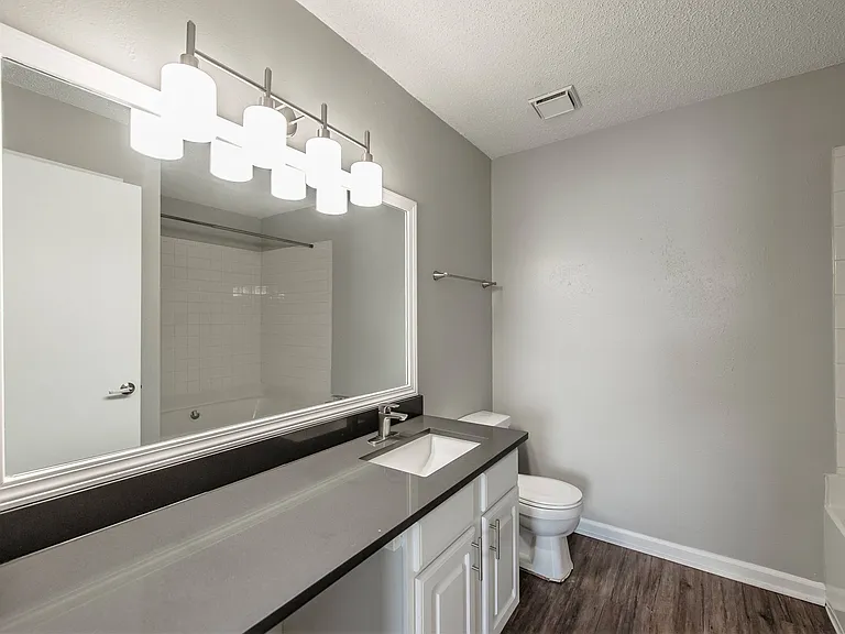 Avana Bellevue — Photo 6