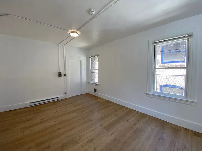 858 Washington St #2 — Photo 2