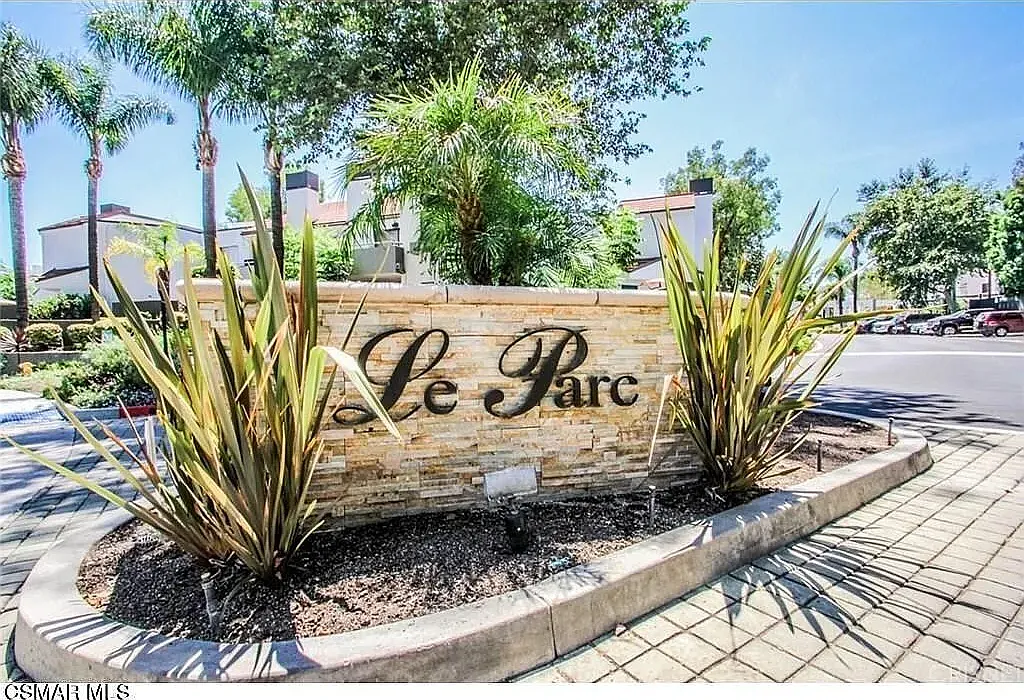2 bed, 1096 sqft, $3,000 — Photo 1