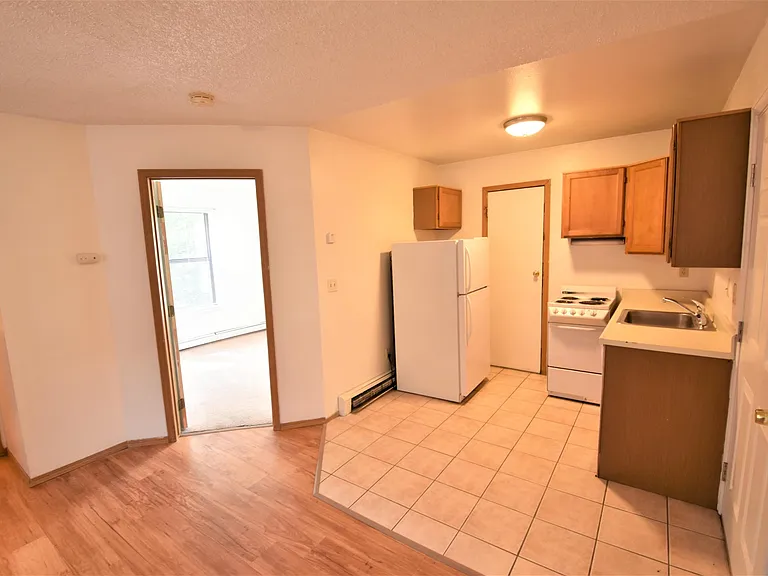 1125 Grandview Ave #4 — Photo 3