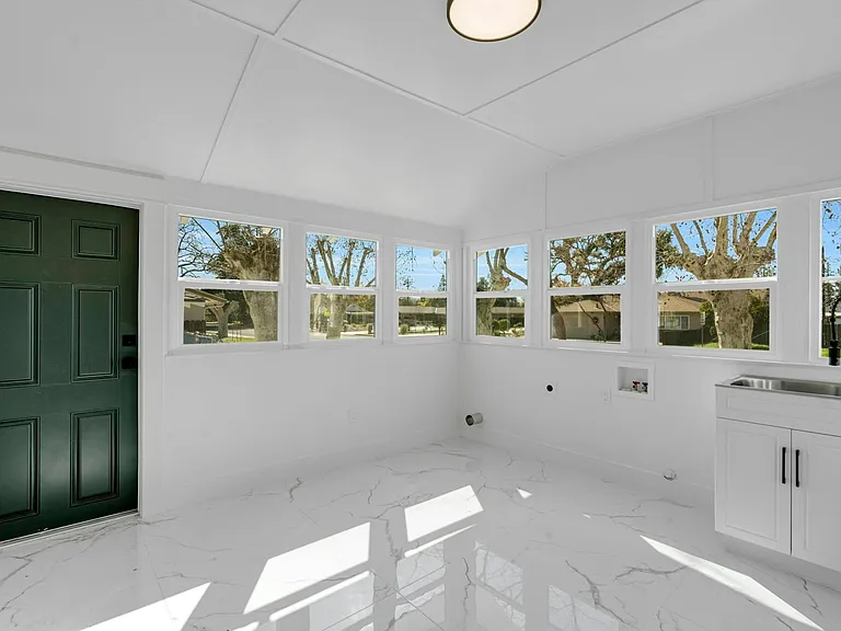 406 Sierra Ave — Photo 25