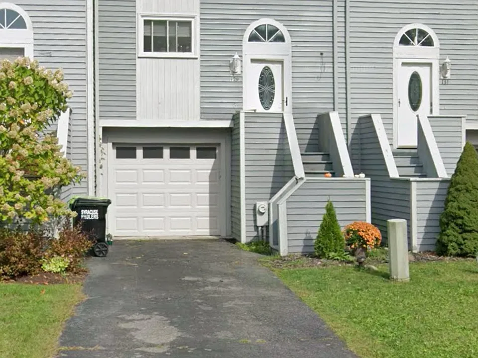 129 Iron Oak Cir