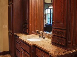 4601 Ridgeline Dr, Norman, OK 73072