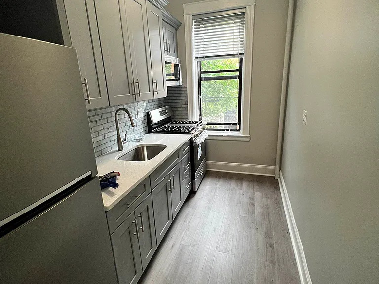 60-48 68th Ave #3R — Photo 6