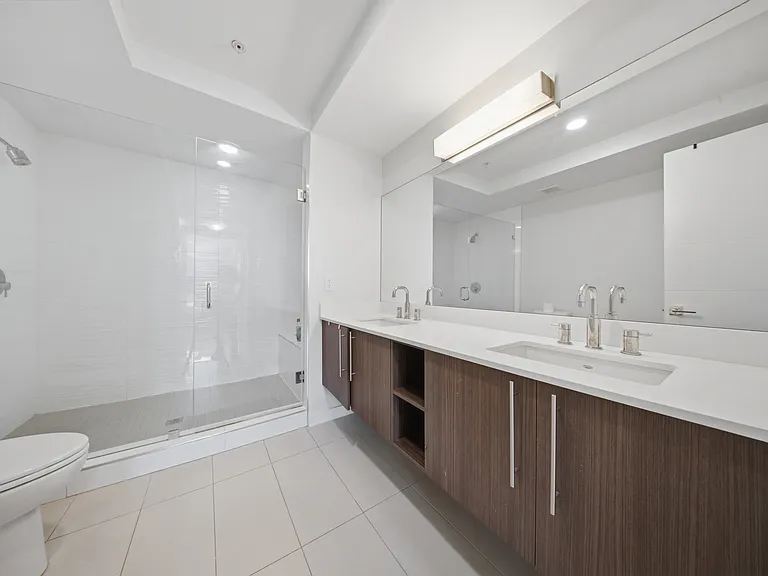 7825 NW 107th Ave #710 — Photo 4