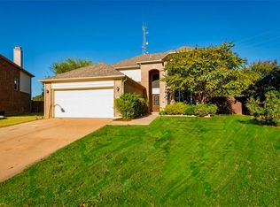 10236 Sourwood Dr, Fort Worth, TX 76244