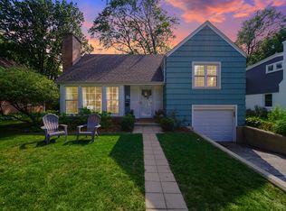 92 Williamsburg Rd, Evanston, IL 60203