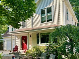 44 Yale St, Portland, ME 04103