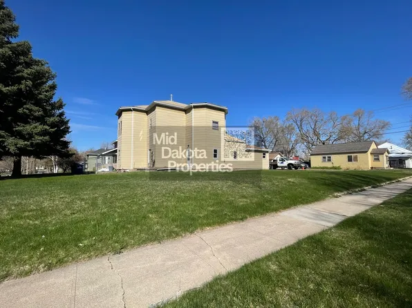 420 E 6th, 420 E 6th Ave #2, Mitchell, SD 57301