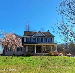 16 Woodview Road, Troy, NY, 12182