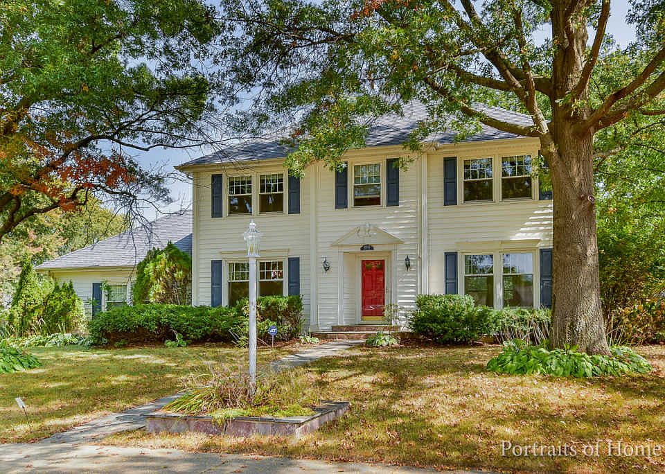 1st image of 6S525 Bridlespur Dr