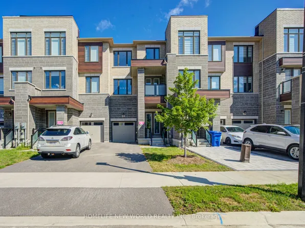 216 Vermont Ave, Newmarket, ON L3X 0M6