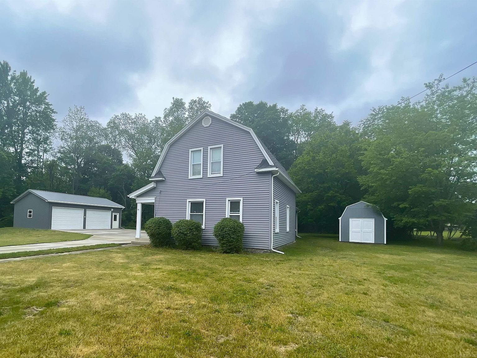 26 Davis St, Croswell, MI 48422 Zillow