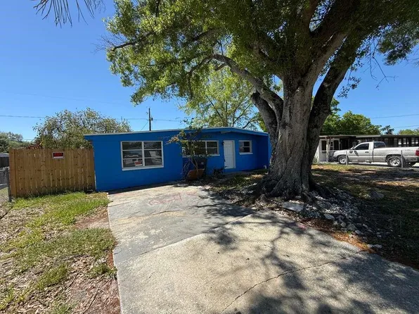 2027 Warrington Way, Tampa, FL 33619